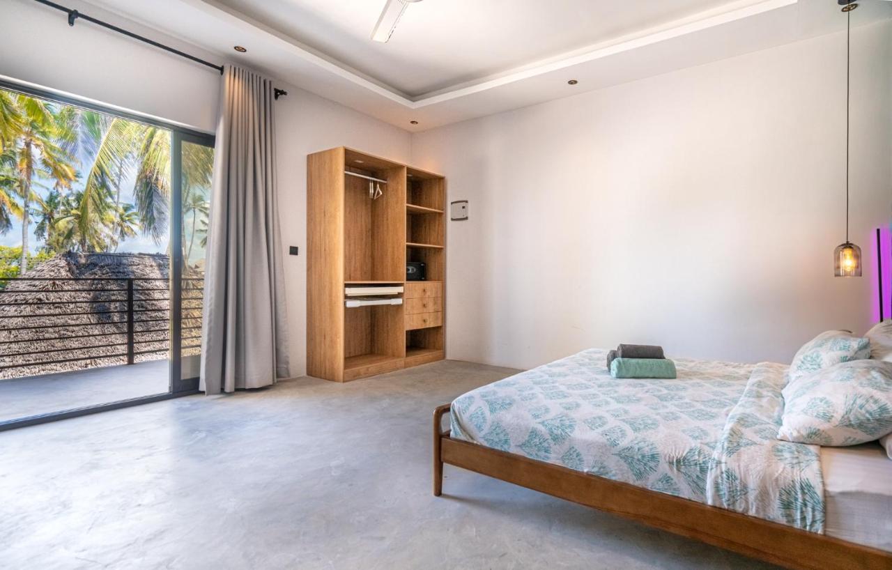 V Hotel In باجي المظهر الخارجي الصورة