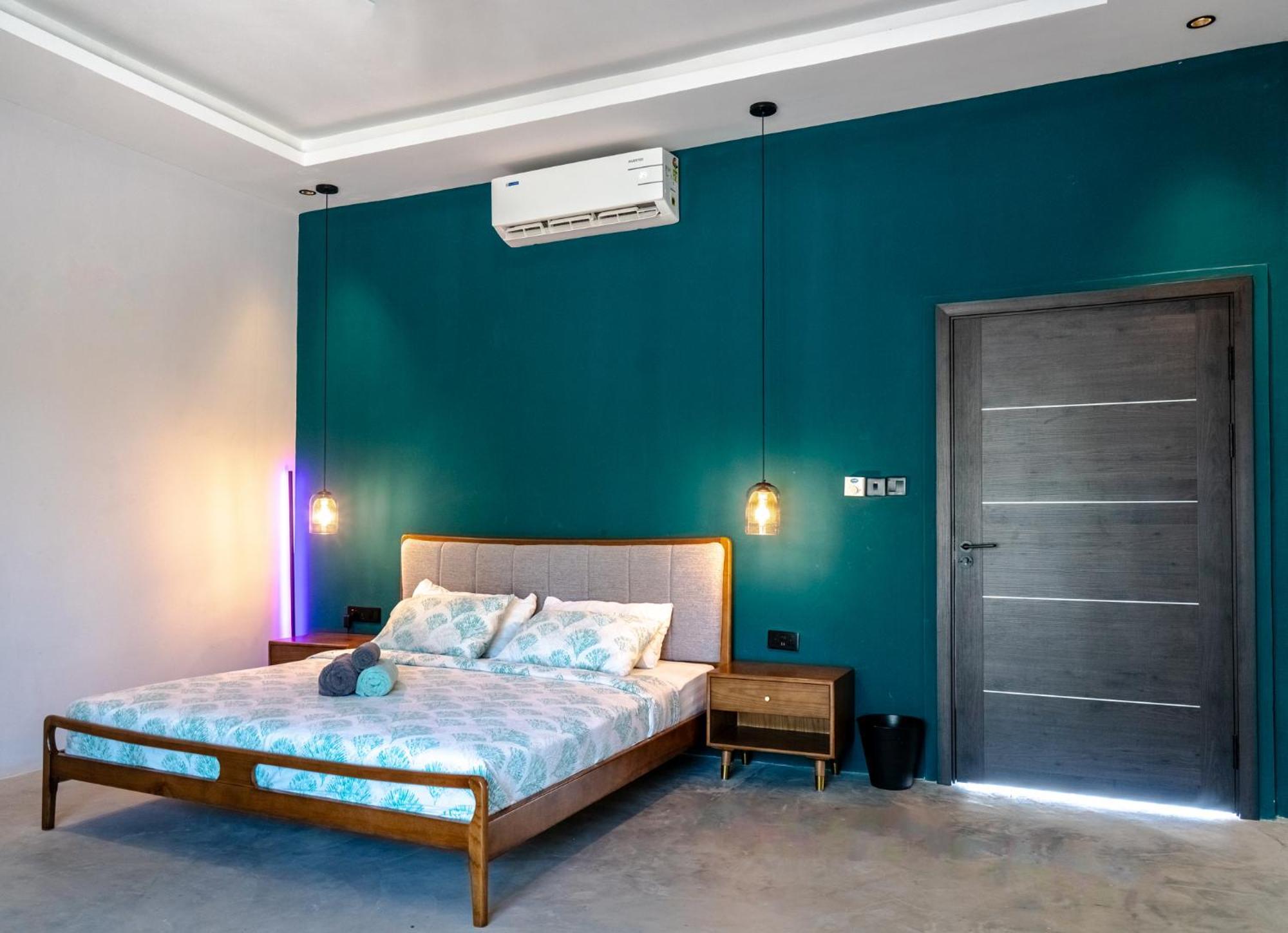 V Hotel In باجي المظهر الخارجي الصورة