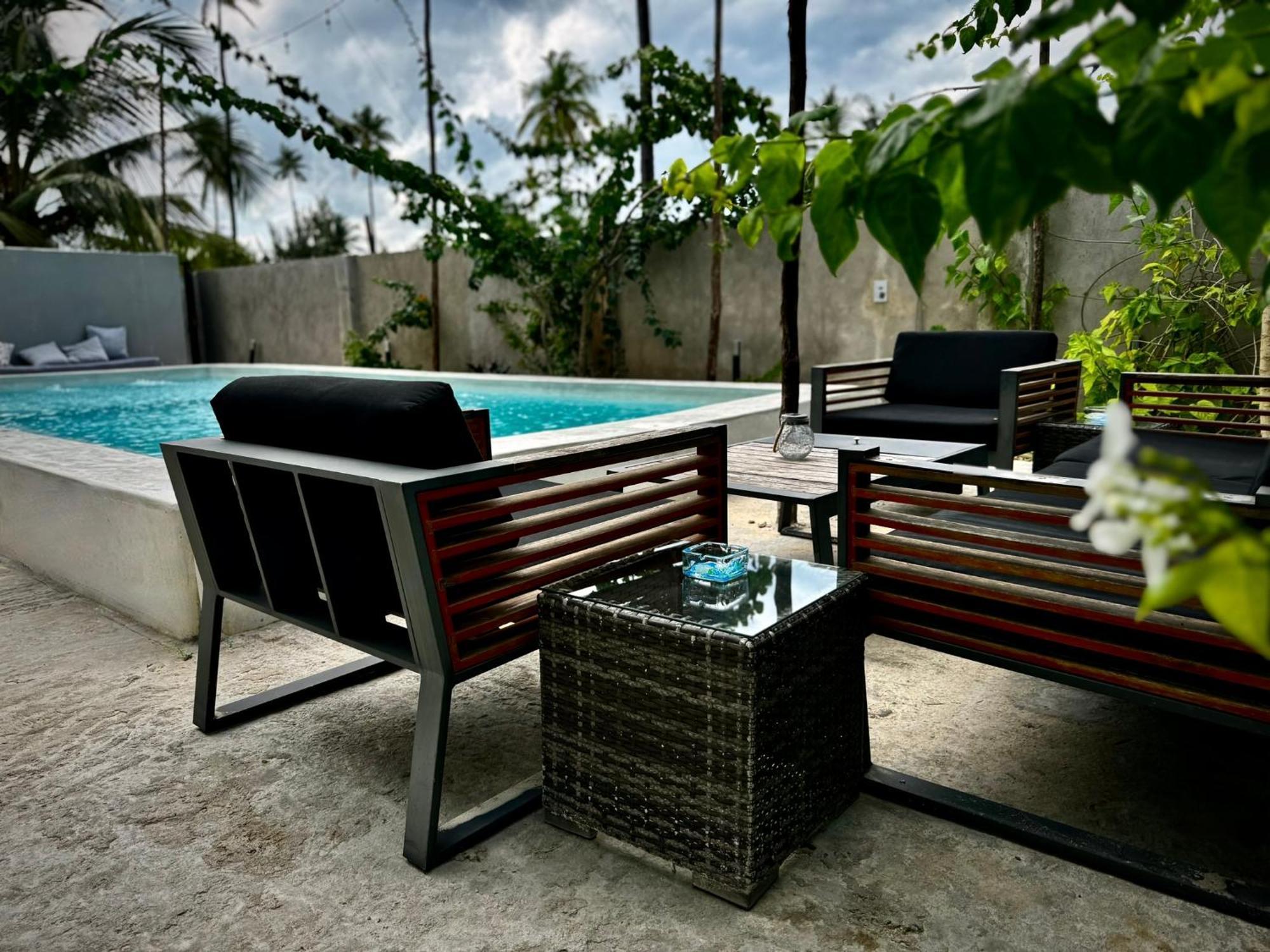 V Hotel In باجي المظهر الخارجي الصورة